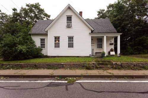 148 Main St, Coventry, RI 02816-5729