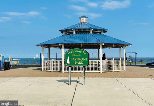 1001 Beach Blvd, Lacey NJ  08731-4726 exterior