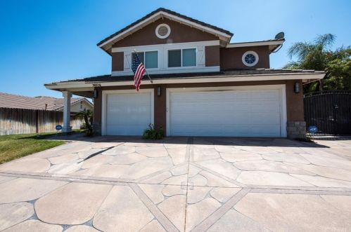 16516 Kiwi Way, Lake Elsinore, CA 92530-1728