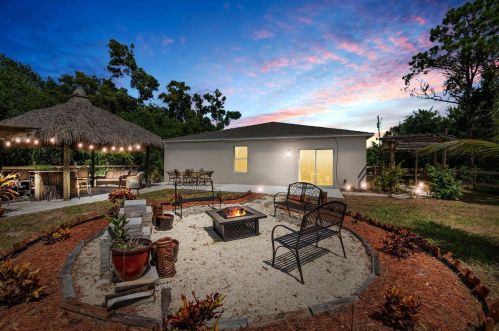 2384 Hurley Ct, Fort Pierce, FL 34952-7022