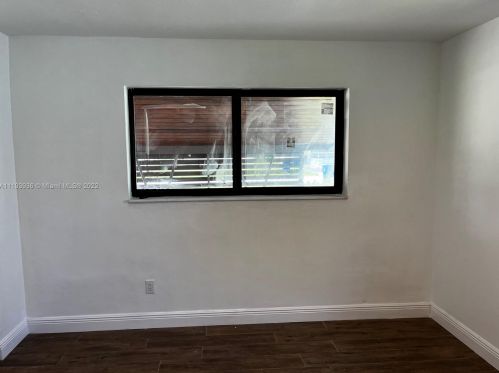 7020 27th Ct, Hollywood FL  33023-3706 exterior