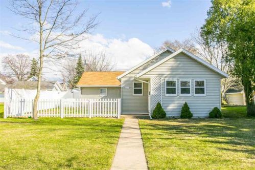 804 6th St, Peplin WI  54455-1614 exterior