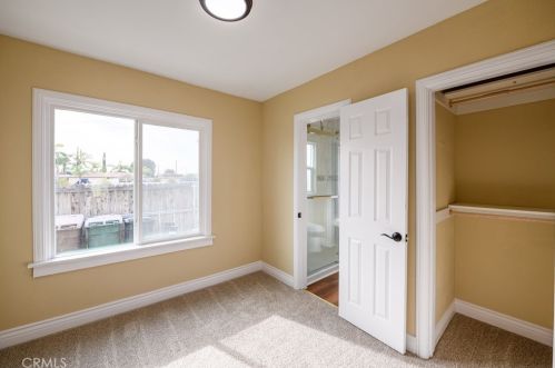 1431 Holly Ave, Colton CA  92324-2316 exterior