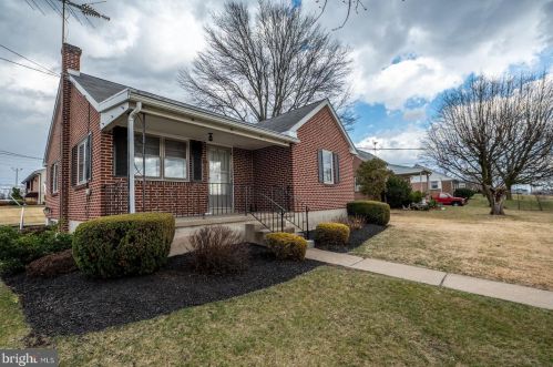 1001 Rhoads Ave, Gilbertsville, PA 19525-9520