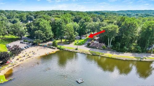 66 Old Sawmill Rd, Bridgeport, CT 06611-3361