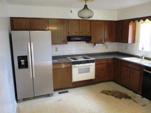 679 Pekin Rd, Liberty Township OH  45036 exterior