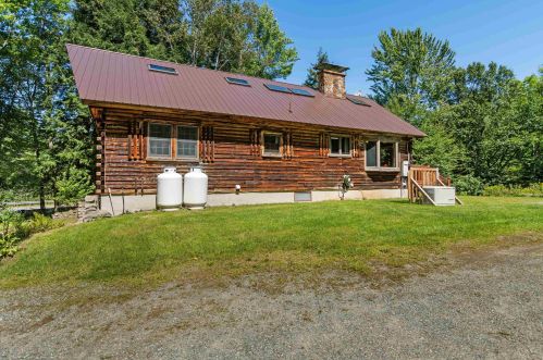 429 Lancaster Rd, Northumberland, NH 03582-4025