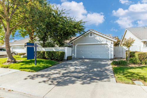 3517 Veneman Ave, Modesto, CA 95356-2435