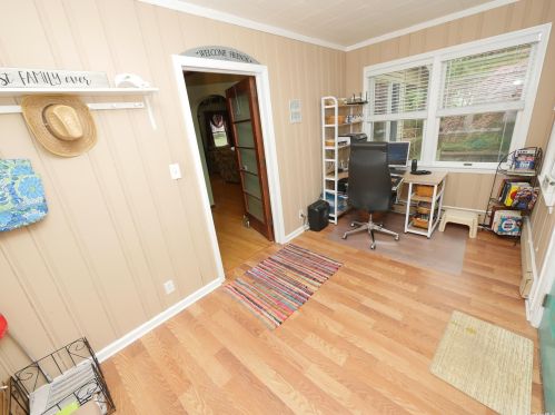 8 Old Rocky Point Rd, Miller Place NY  11764-2025 exterior