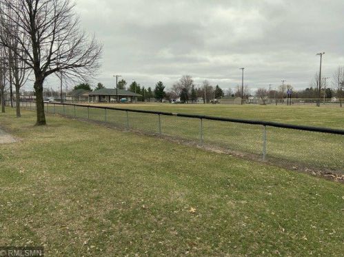 214 10 St, Little Falls MN  56345-1861 exterior