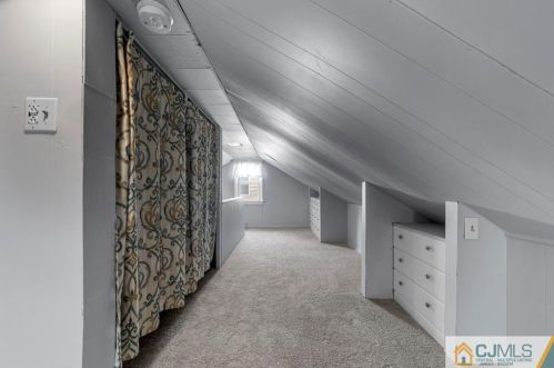 23 Victory Pl, East Brunswick NJ  08816-2232 exterior