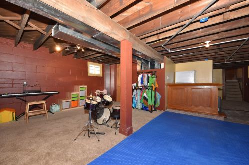 1554 72, Milwaukee WI 53214-4702 exterior