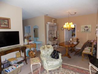 403 Brittany Dr, Wayne NJ  07470-3289 exterior