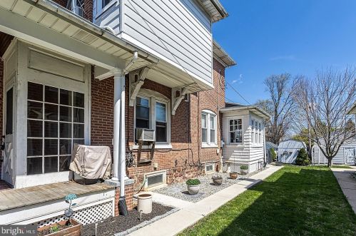 617 Derstine Ave, Lansdale PA 19446-3342 exterior