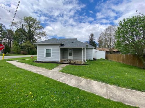 236 Grove St, Richwood, OH 43344-1135