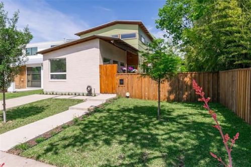 8935 Daytonia Ave, Dallas, TX 75218-4113