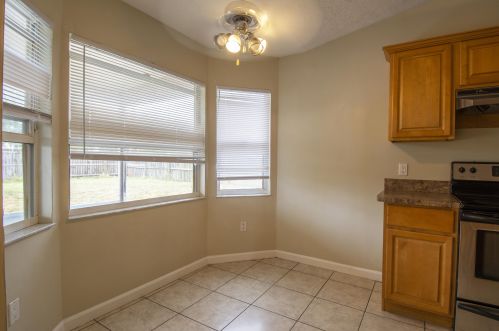 119 Essex Dr, Fort Pierce FL 34946-1228 exterior