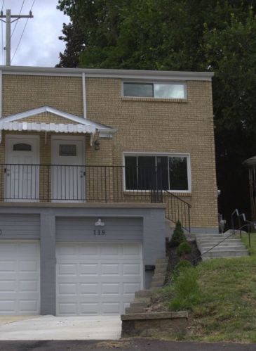 118 Pauline Pl, Pittsburgh, PA 15216-3520