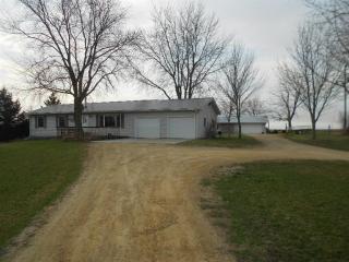 4145 Harts Mill Rd, Clinton, IA 52732-9430