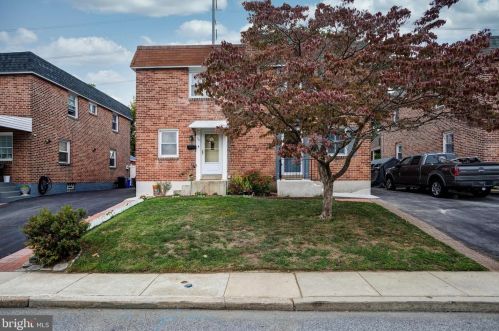 659 17th Ave, Prospect Park, PA 19076-1008