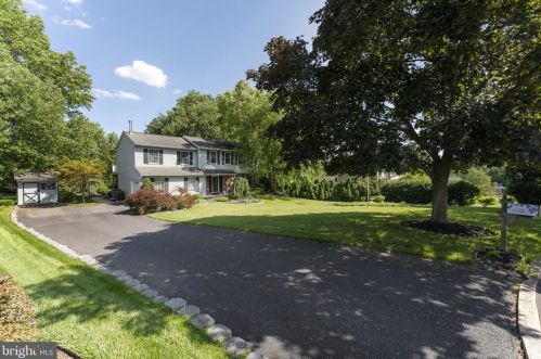 254 Briarwood Ln, Harleysville, PA 19438-1605
