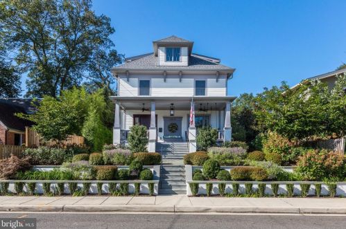 5514 Sherier Pl, Washington, DC 20016-2564