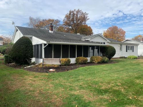 1545 Walnut Ln, Macungie PA  18062-9407 exterior