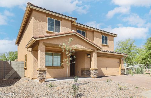 8470 258th Dr, Buckeye, AZ 85326