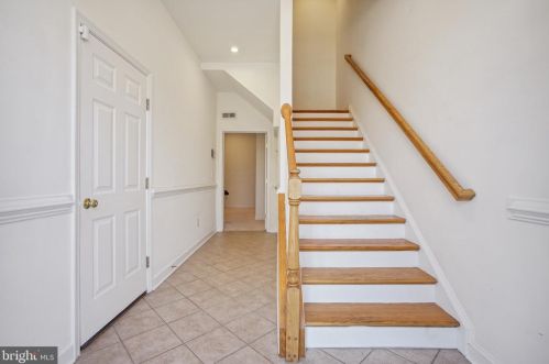 2106 Caroline St, Fredericksburg VA  22401-3413 exterior