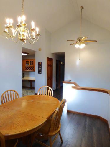 1501 Whispering Pines Ln, Bellefontaine OH  43311-9263 exterior