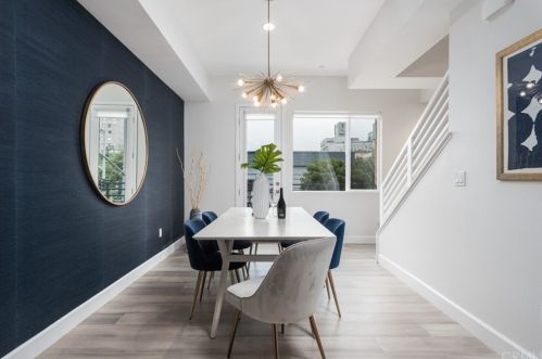 201 Elm Ave, Long Beach, CA 90802-3114
