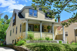 3816 Farwell Ave, Milwaukee WI  53211-2409 exterior