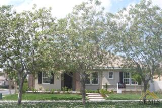 12212 Lincolnshire Dr, Bakersfield, CA 93311-9582