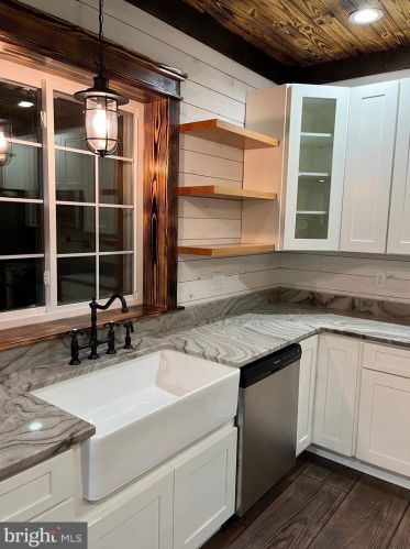 594 Baynesville Rd, Montross VA  22520-2325 exterior