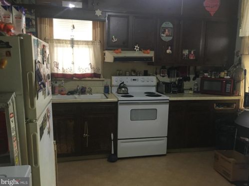 27 Rosanna St, Hummelstown PA  17036-1521 exterior