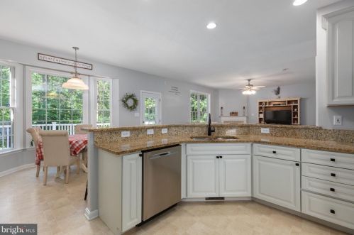 5923 Danielle Dr, Fredericksburg, VA 22407-6495