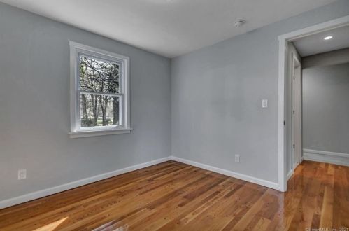 86 Woodland Dr, Northford CT  06472-1210 exterior