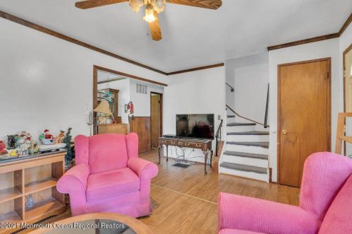 6 Vermont Ave, Jackson Twp NJ  08527-1522 exterior