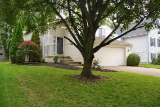 1030 Weathersfield Dr, Columbus, OH 43085-6519