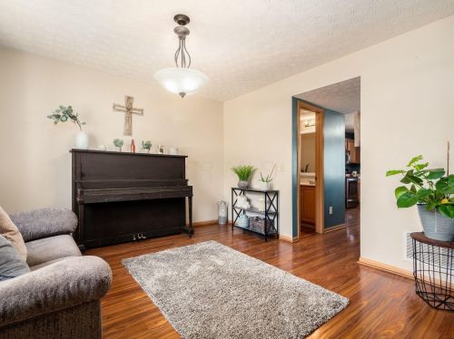 304 Shellbark Rd, Marysville, OH 43040-7001