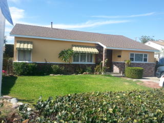 11943 Centralia St, Lakewood, CA 90715-1435