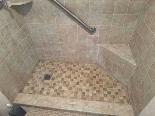 1913 Fairway Dr, Springfield OH 45504-1218 exterior