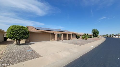 10537 Prairie Hills Cir, Sun City, AZ 85351-2248