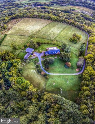 23128 Cobb House Rd, Middleburg, VA 20117-3028