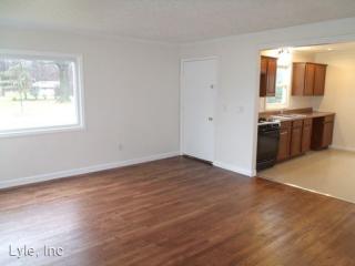 3975 146th St, Cleveland OH  44111-4324 exterior