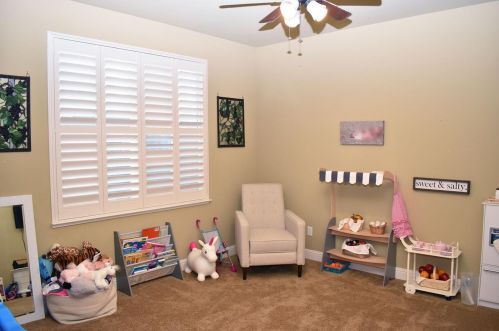 2065 Katnich Ln, Lodi CA 95242-4805 exterior