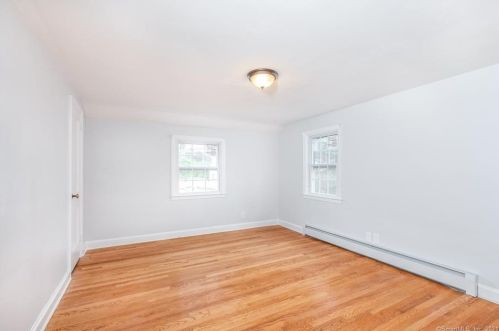 55 Forest St, Hartford CT  06118-2311 exterior