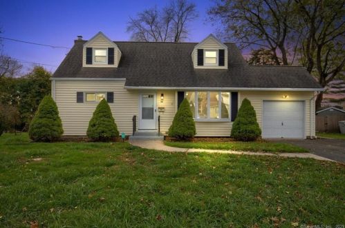 56 Renee St, Bristol, CT 06010-5579