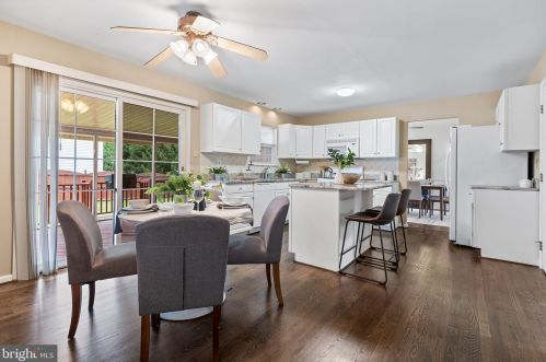 1104 Chestnut Ave, Norristown PA 19403-2874 exterior