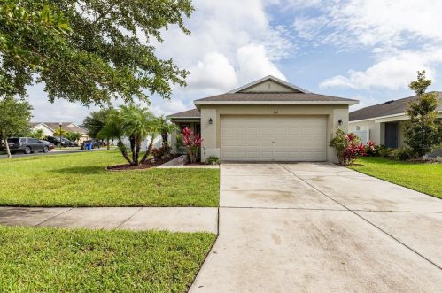 539 19th St, Ruskin, FL 33570-2929